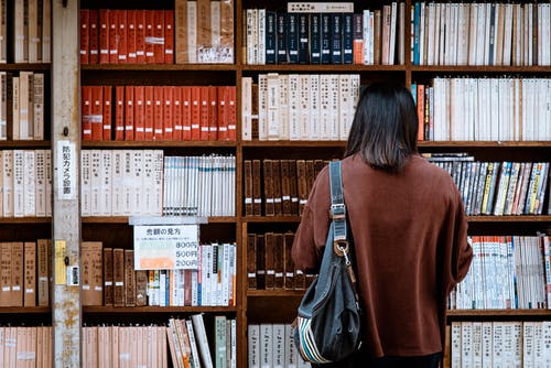 2425年湖南师范大学我国现今世文学考研真题笔记材料全套收拾…